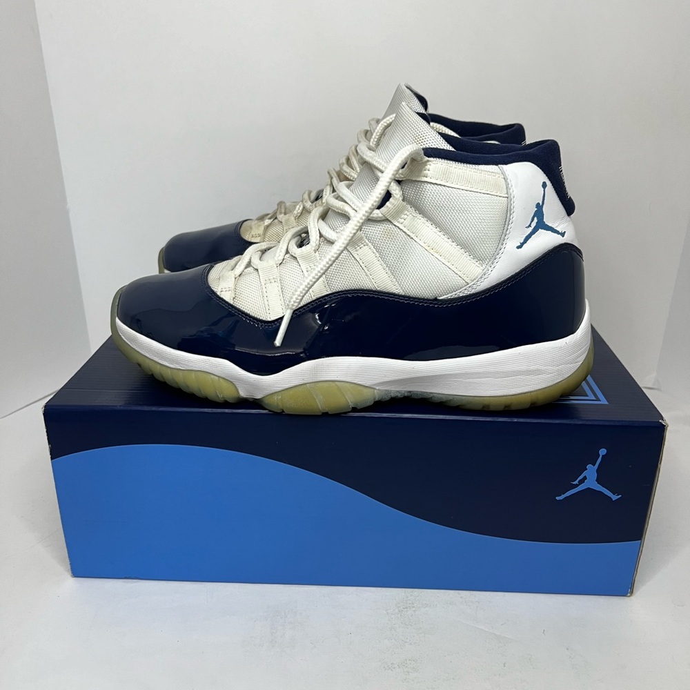 Nike Air Jordan 11 Retro Size 11.5 w/ Box EUC - Picture 4 of 16